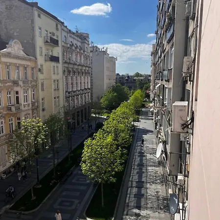 Queens * Belgrade